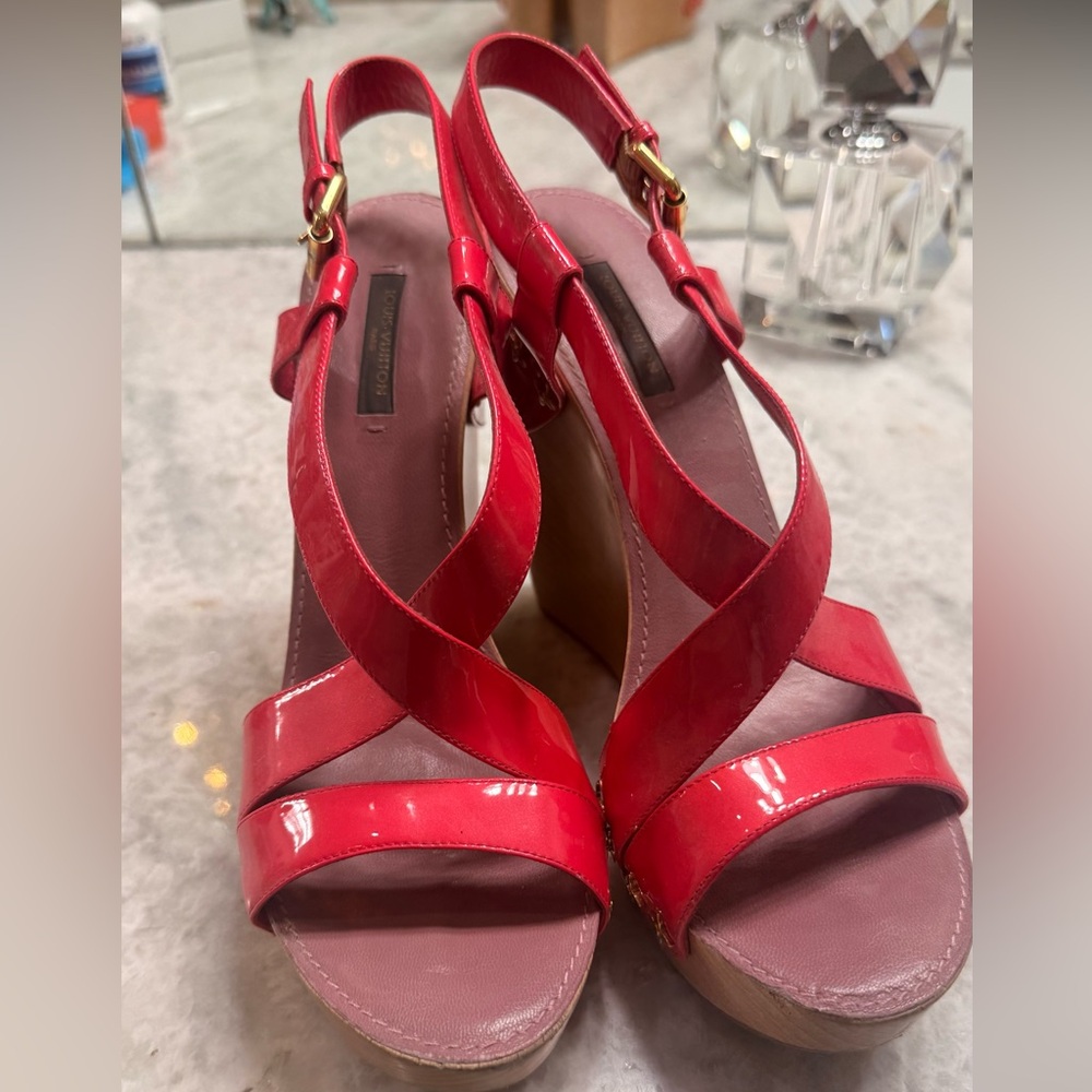Louis Vuitton Platform Wedge 40 - Picture 12 of 13